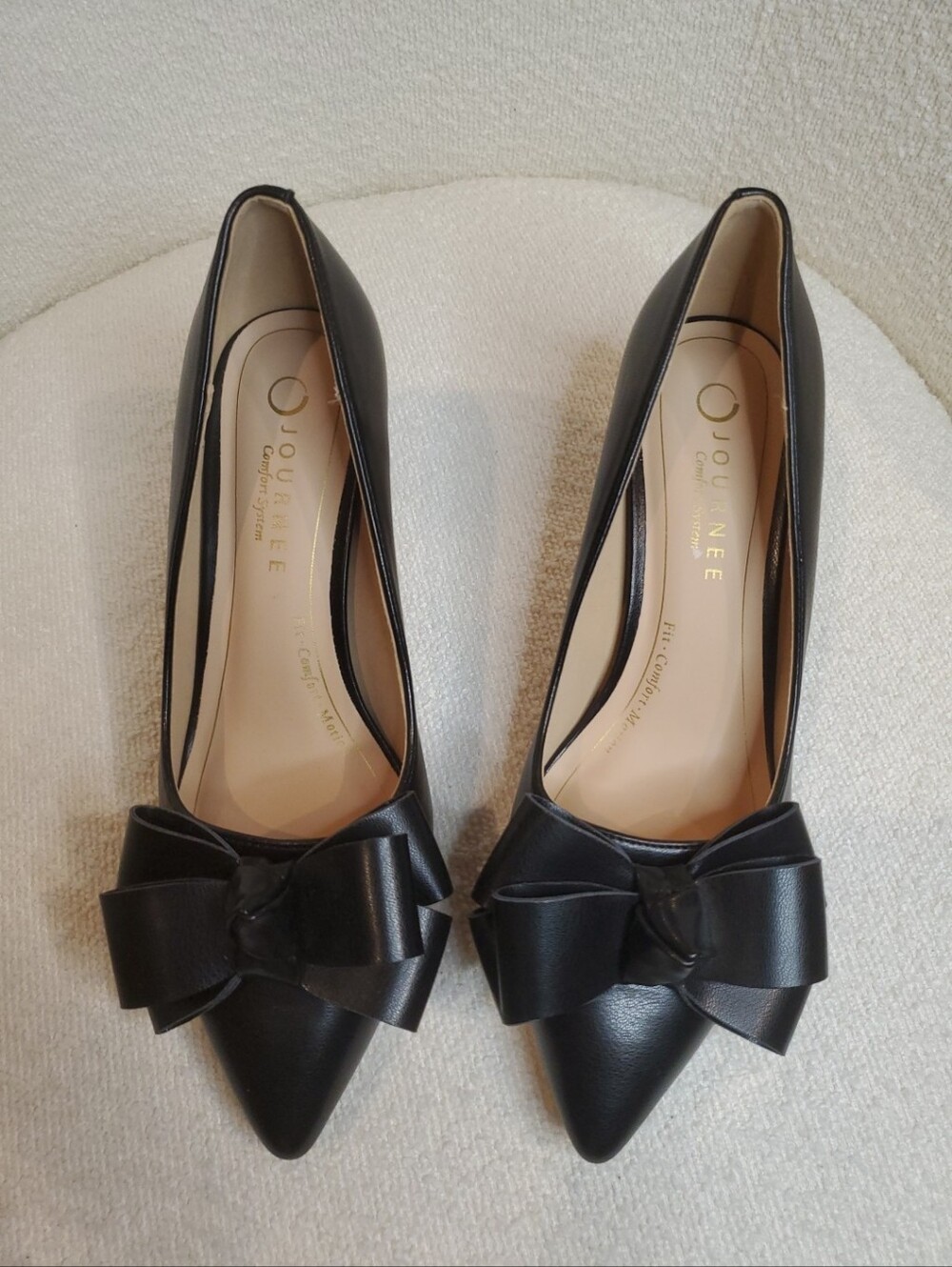 New Journee Crystol Classic Black Bow Pointed-Toe Pumps - Women Size 9WD - Picture 2 of 7